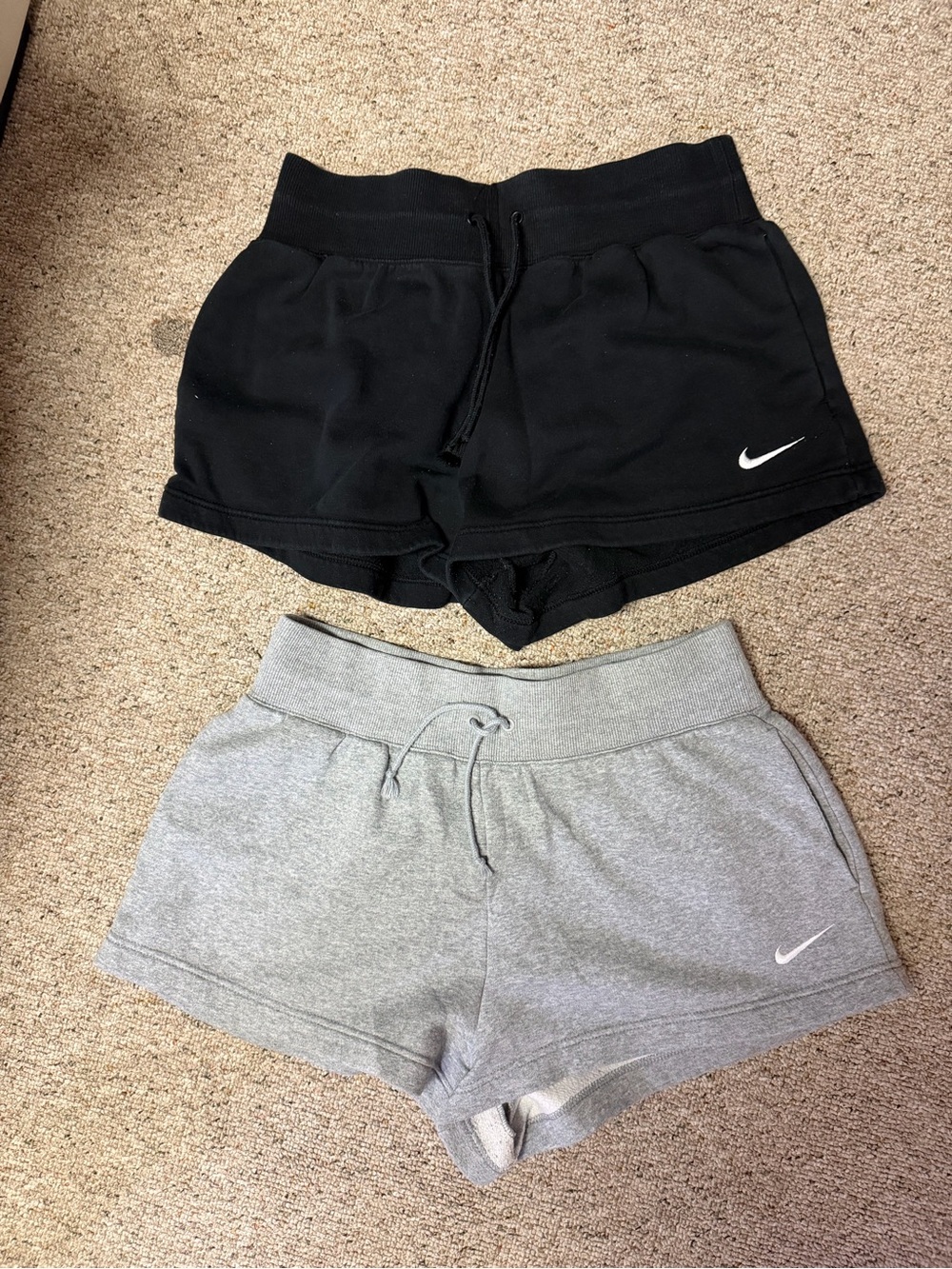 Nike Women's Swoosh Twin-Pack Athletic Shorts — Black & Light Gray